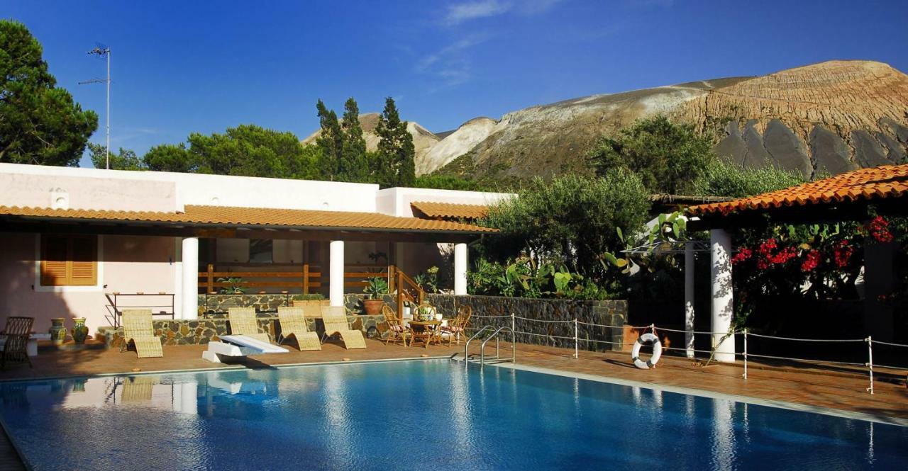 Villa Saracina Vulcano  Exterior photo