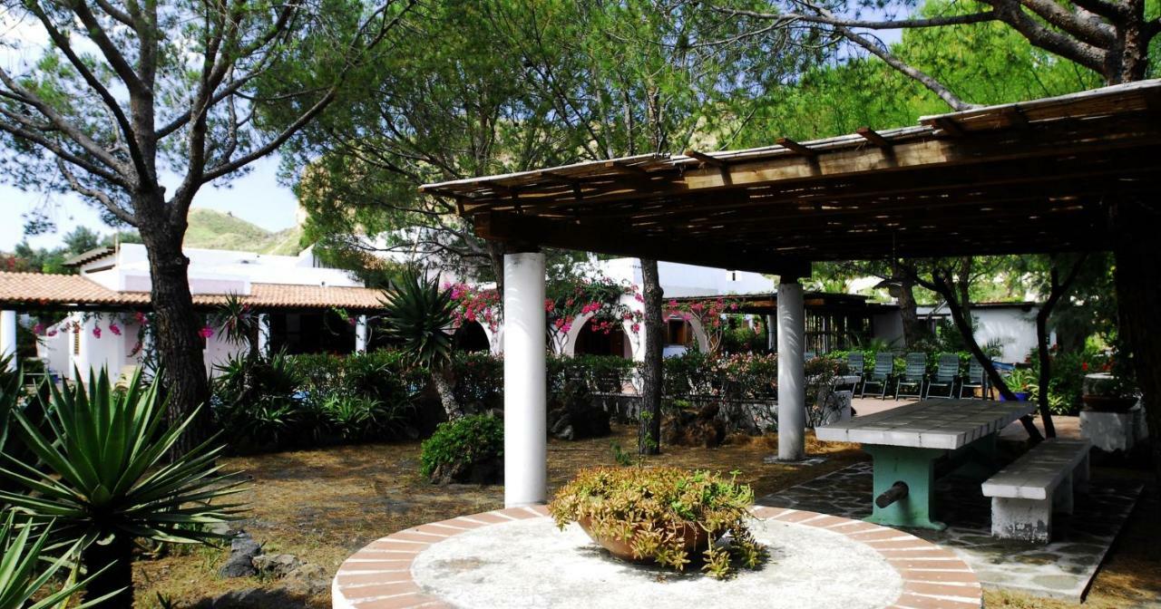 Villa Saracina Vulcano  Exterior photo