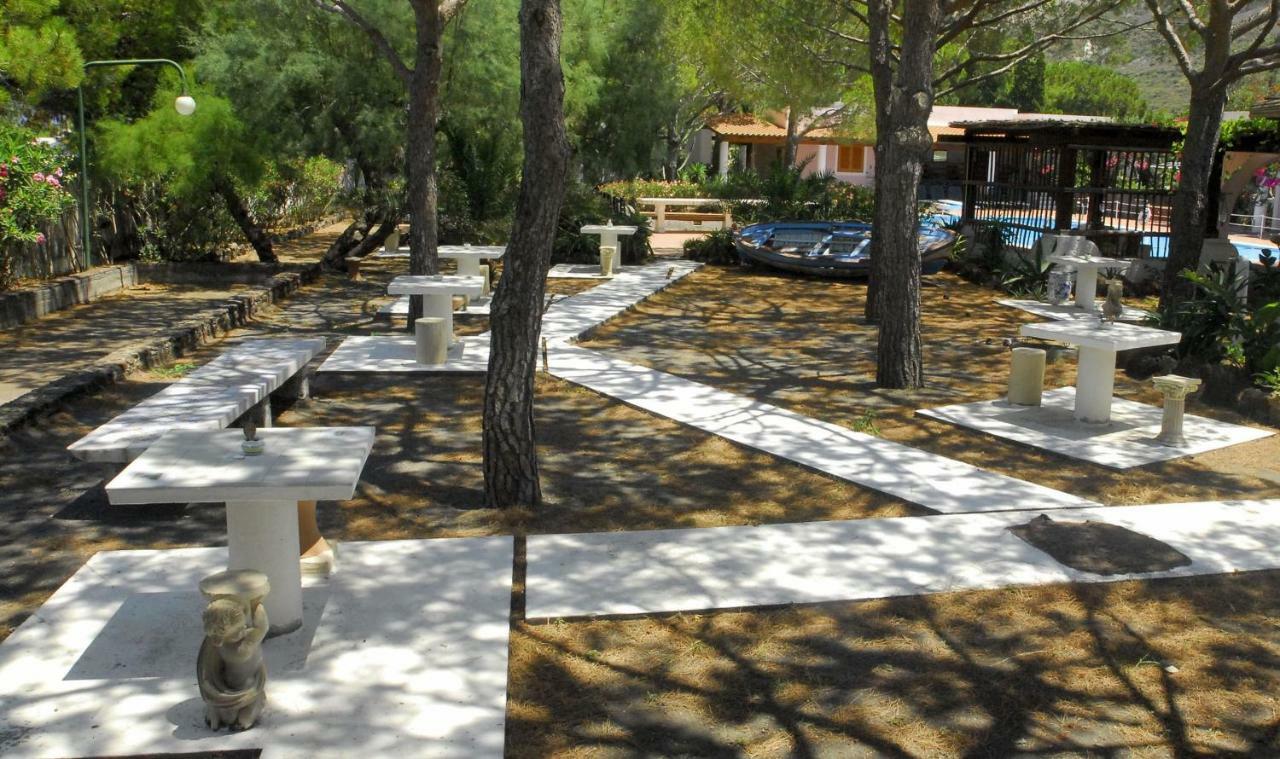 Villa Saracina Vulcano  Exterior photo